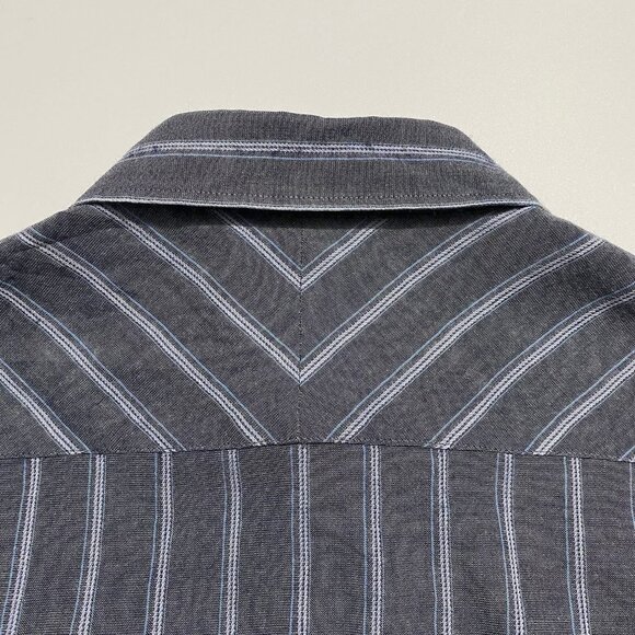 Linen Blend Button-Up Shirt - Picture 3 of 4